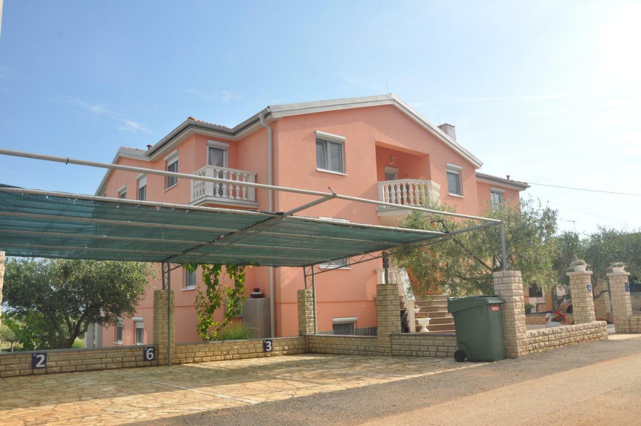 Apartments Rosa Umag Extérieur photo